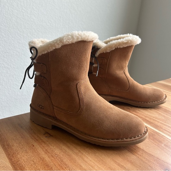 New Ugg Naiyah Suede Lace Up Suede Boots - Picture 2 of 6